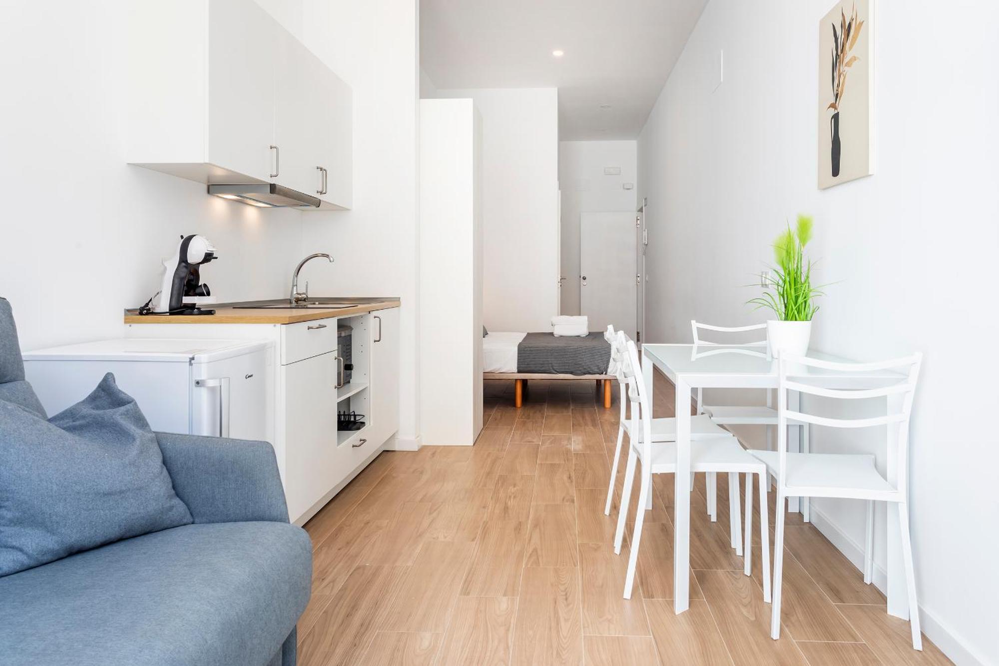 Sorolla Apartments Central Station Валенсия Экстерьер фото