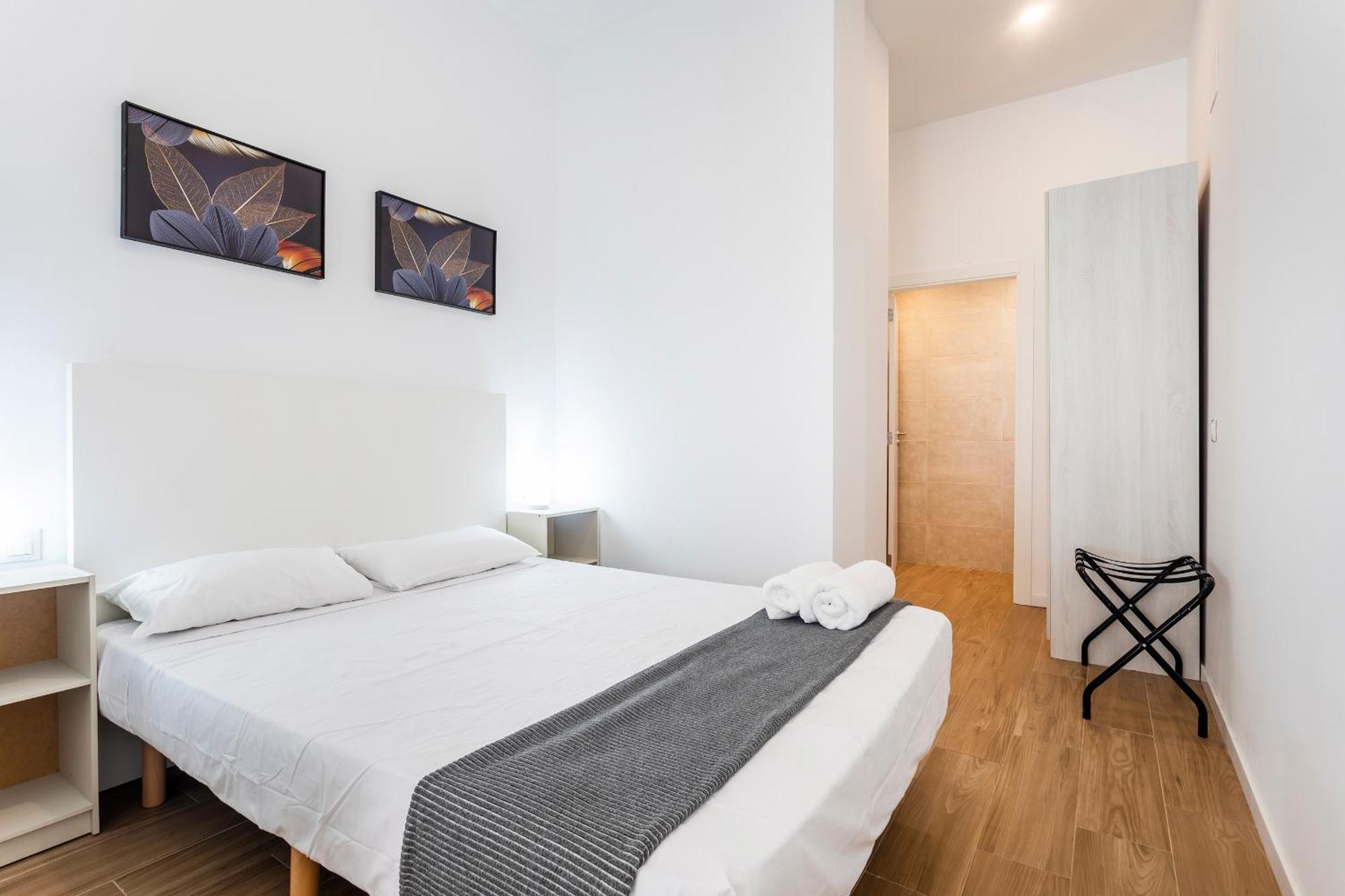 Sorolla Apartments Central Station Валенсия Экстерьер фото
