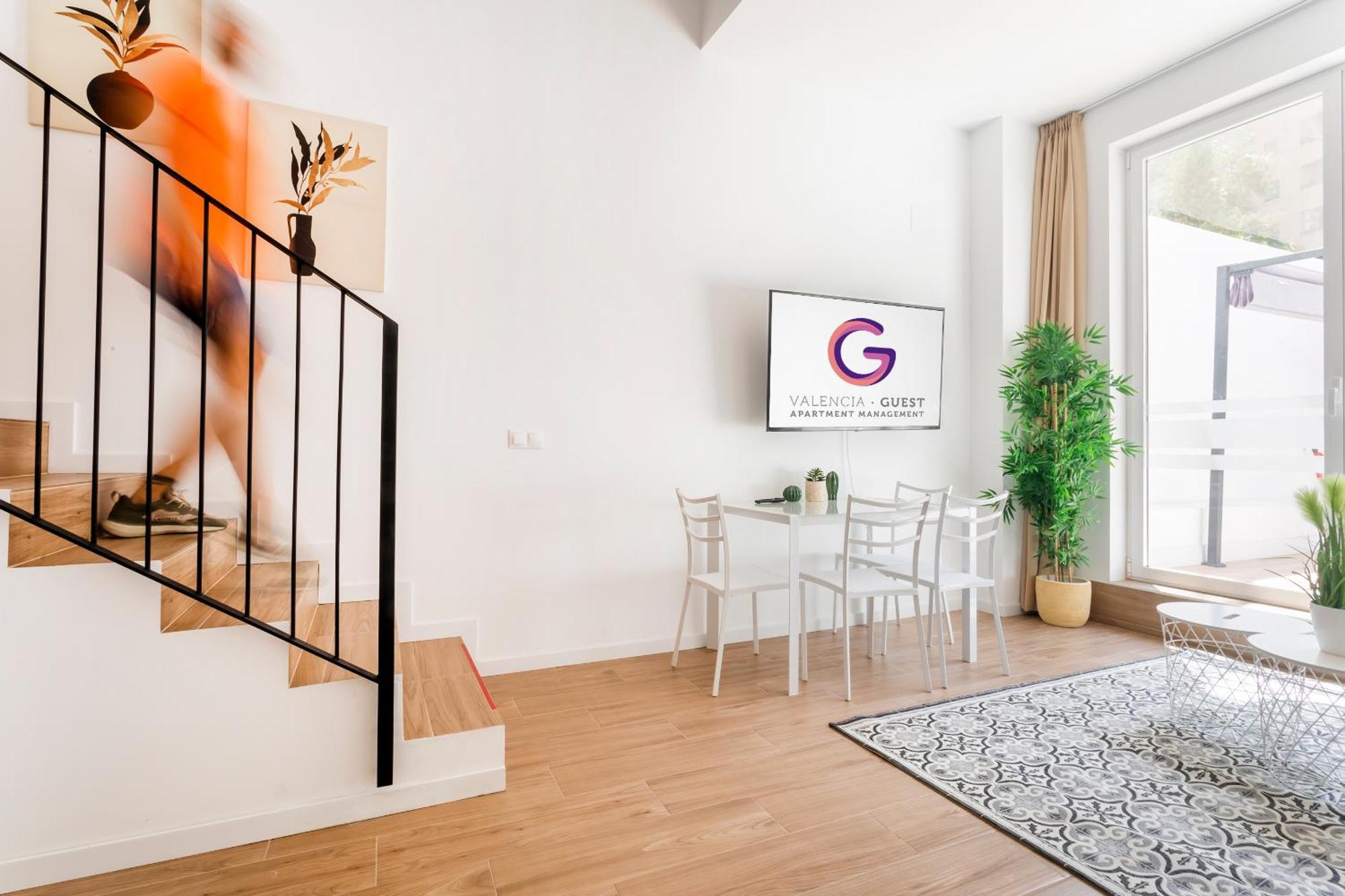 Sorolla Apartments Central Station Валенсия Экстерьер фото